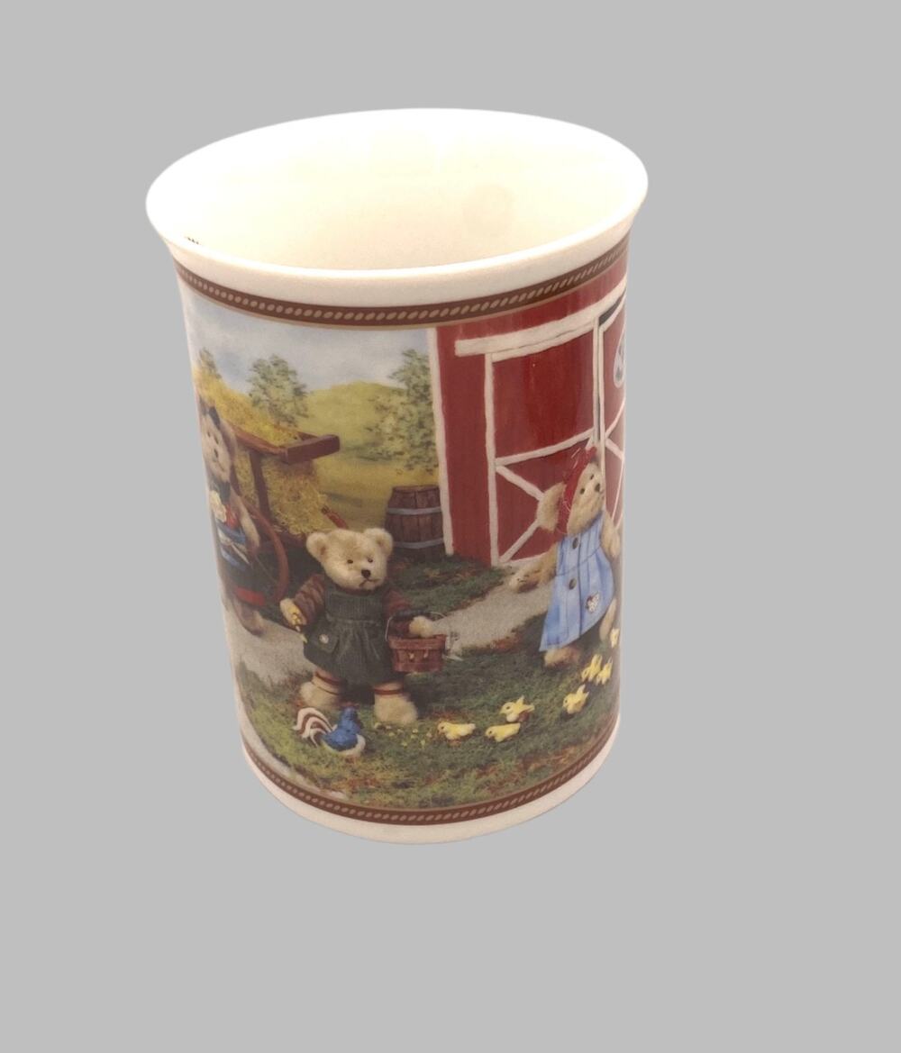 Danbury Mint Vintage Boyds Bear Collector Mugs "Family Farm"